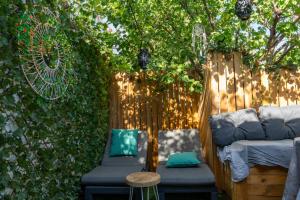 Une Clé Pour Deux - Chambre romantique avec Patio & Spa privatifs