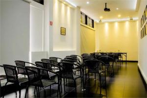 HOTEL OLH Puerta San Antonio