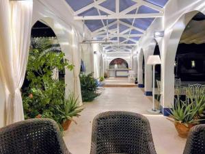 Hacienda Los Naranjos - Villa de Lujo Privada con Piscina - BBQ y Sala de Juegos