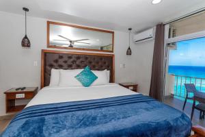 Montego Bay Club Apartments