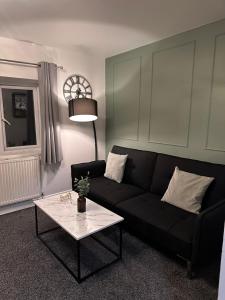 Central Parking, Perfect For Business Stays