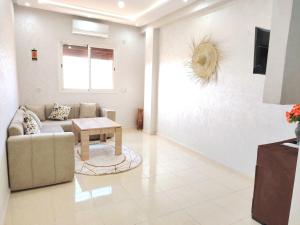 Peaceful Marrakech Apartment with Pool