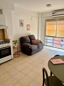 Departamento amoblado en microcentro - luminoso y listo para vos