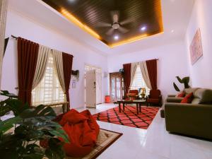 Redhousehomestay