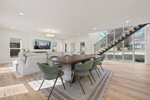 Modern 6BR Sleeps 12 Near East Lake Golf