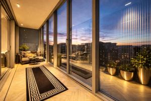 LuxuryLondonStays - Battersea power station Emperor Suite