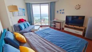 The palm wongamat beach front sea view condo