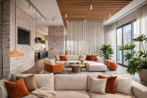 LuxuryLondonStays Luxury Penthouse 2Bed 2Bath 2Balcony London Eye & River Views with GYM AC