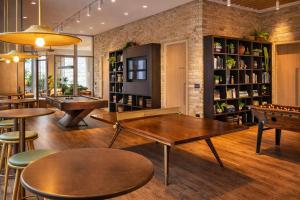 LuxuryLondonStays Luxury Penthouse 2Bed 2Bath 2Balcony London Eye & River Views with GYM AC