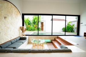 Solla Sol Villa - 2BR Private Villa in Kerobokan Canggu