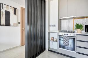 Frank Porter - Cloud Tower, JVT