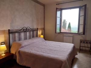 Borgo Pomaia Resort Appartamenti Piscine Ristorante e Sala Convegni