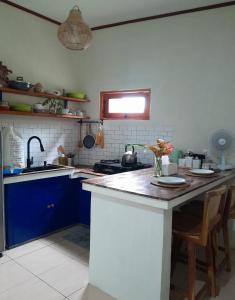 anik homestay & dormy Batukaras