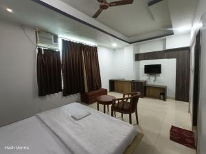 Hotel New Holiday Inn