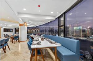 Rooms To Go - Indian Guest only