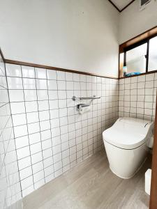 8 Guests Entire Private House
