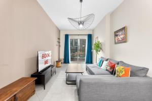 Free housekeeping visits during your stay - StayShort - Cozy 1BR Retreat in JLT that Sleeps 4