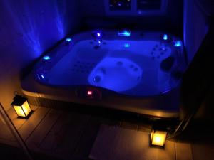 Renovated mountain farm with hot tub