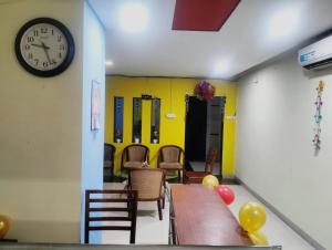 Velan Residency