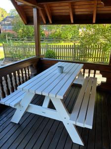 Gemütliches Holzhaus für 6 Gäste inkl Parkplatz und free Wifi