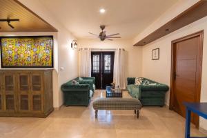 Luxury Vintage 3bhk Penthouse