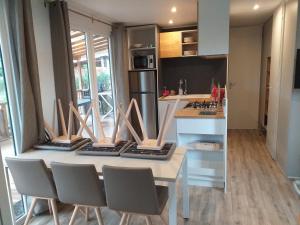 Mobilhome 265 - 3 chambres 2 salles deau - camping Del Mar