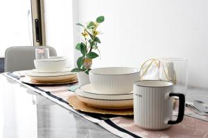 Goldpark Homes-Furnished One bedroom apartment