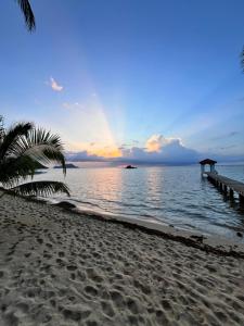Ocam Ocam Mission Inn and Ocean-View Cottages
