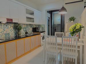 Kem APT- Downtown- Quiet-18 Ngô Quyền