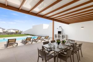 Villa Los Altos Anisa 13A by Escape Home