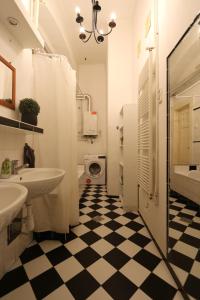 SOHO City View Apartment