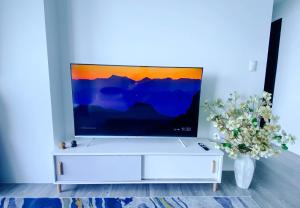 Luxurious 2BR with Perfect Oceanview Near Airport Solair Okada MOA Free Parking