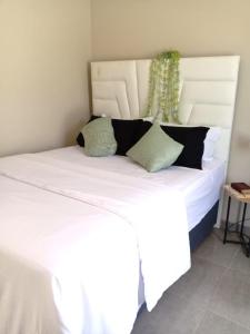 Eagles Nest Luxury B&B