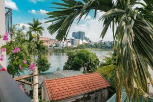 Chic & Stylist Studio Lakeview