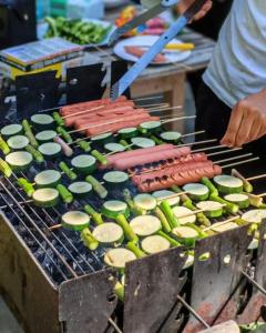 Signature Residence, 5 Bedroom Detached House 1000 square meters,15 min to Paris by Metro