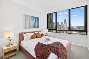 Top Floor 2BR Sunset Mountain Penthouse