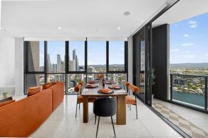 Top Floor 2BR Sunset Mountain Penthouse