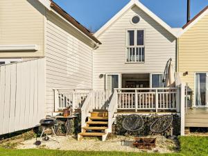 3 Bed in Cirencester oc-95801