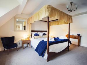 5 Bed in Worcester oc-75602