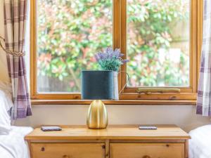 2 Bed in Worcester oc-cc065