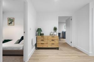 Stunning City Escape - Stylish 2 Bedroom Apartment - Liverpool City Centre