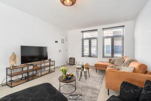 Villa Mater Maris - with large garden and garage