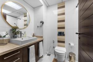 Charming 1BR w Burj Khalifa view