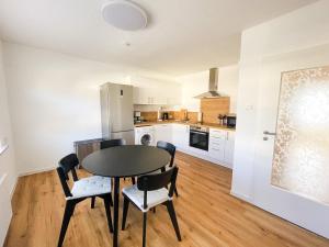 Modern Apartment Wissenbach 1