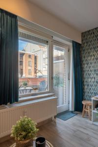 Bright & Stylish Studio Near the Sea