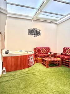 B7 Appartement luxueux avec jacuzzi privé, bourgogne