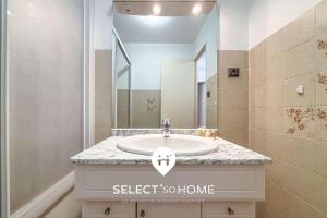 SELECTsoHOME - Appartement pour 4 avec parking privé et vue mer panoramique à La Favière - BRISE MARINE