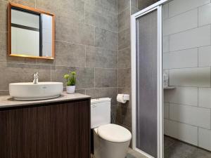 The Podium-Studio-Free 1 Parking-6 Pax-D333B