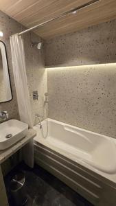 P K Unicorn Hotel And Banquet