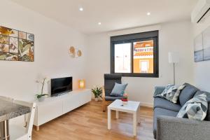 C05 - El Palo Beach 2 Bedroom With Terrace